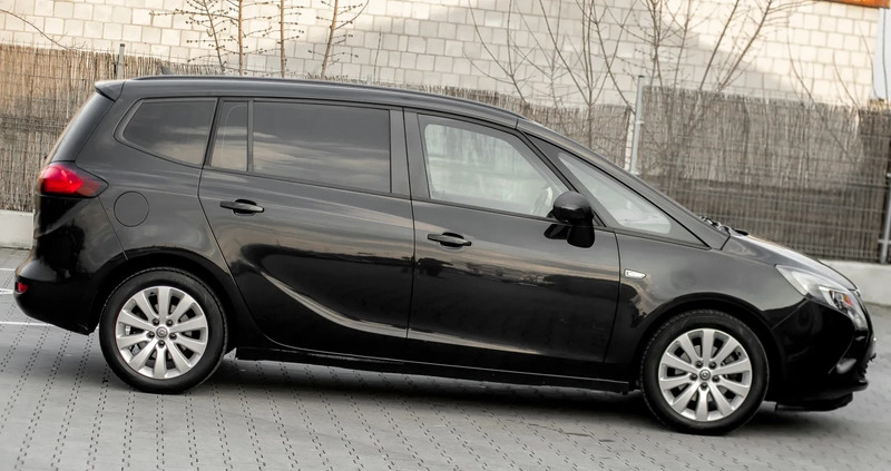 Toyota Yaris cena 59900 przebieg: 133344, rok produkcji 2021 z Puck małe 211